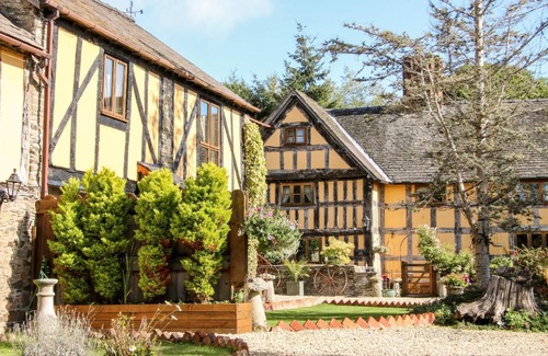 Hyssington Haus | The Granary, Montgomery