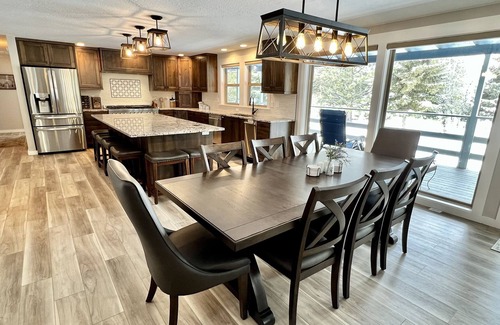 Cascade Haus | The Great Outdoors - Fantastic home - Lake Cascade - Game room - A/C - Lots of parking