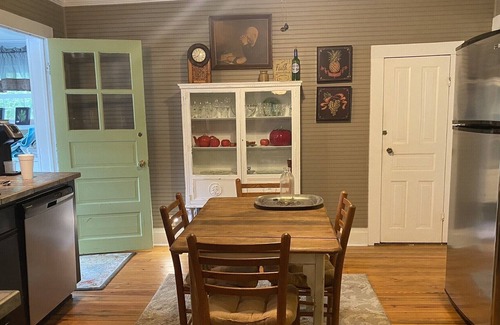 High Point Hütte | Das Grüne HausWunderschönes Vintage Cottage