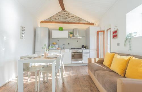 Blevio Wohnung | The Green Nest by Lake Como by Rent All Como