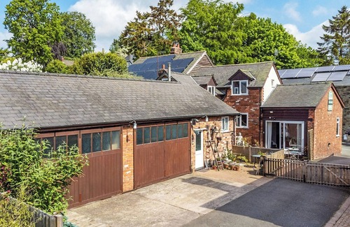 Bishops Castle Hütte | The Grooms Cottage-UK45659