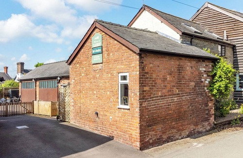 Bishops Castle Hütte | The Grooms Cottage-UK45659