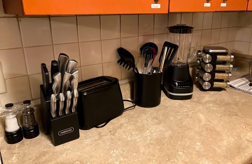 Mountain Grove Haus | The Grove Retreat (Mtn. Grove, MO)