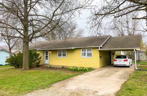 Mountain Grove Haus | The Grove Retreat (Mtn. Grove, MO)