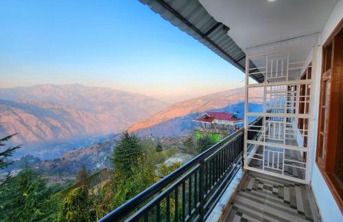 Kumharsain Haus | The Halt Narkanda - Rooms and Rooftop Cafe