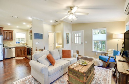 Palm Coast Haus | ‘The Hammock Cottage’ w/ Fire Pit < 1 Mi to Beach!