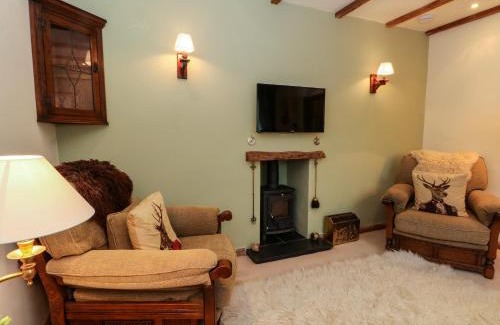 Macclesfield Haus | The Hare Burrows