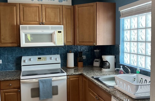 North Side Eigentumswohnung | Die Harvey Nicole: Beautiful Ocean Front Condo Grand Cayman