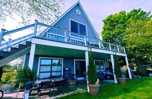 Bluffton Haus | "The Haven at Bluffton" auf dem Lake MI / Muskegon Lake Channel ~ Bringen Sie Ihr Boot!