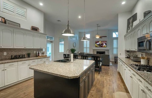 Sunset Ridge Haus | The Haven Summary: Th