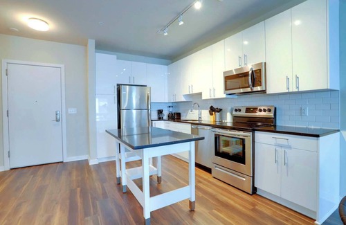 Jefferson Manor Wohnung | Prime Location Apartment at Alexandria