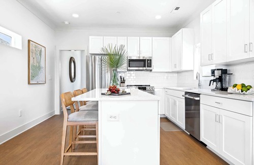 Georgetown Haus | The Heron | Pool + Marsh Views, Private Boat Slip!