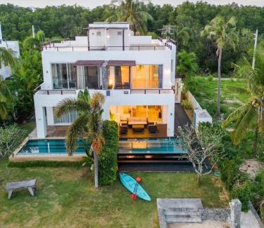 Bo Nok Haus | The hideaway beach front villas