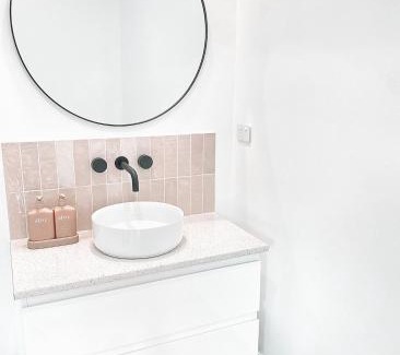 Warrnambool Haus | The Hideaway - Guest House