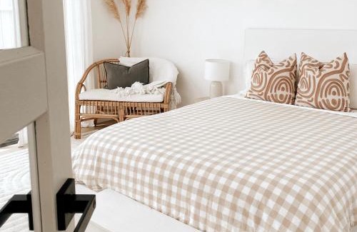 Warrnambool Haus | The Hideaway - Guest House