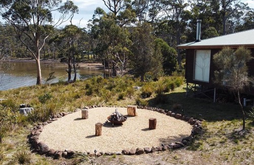 Apollo Bay Haus | The Hideout Cabin