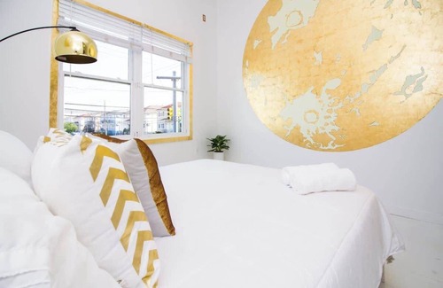 Queens Hotel | The High Tide Studio #4