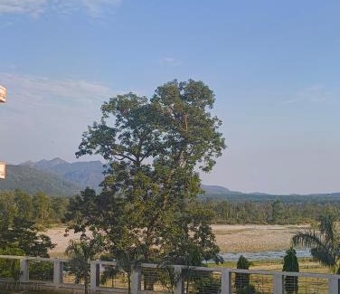 Rishikesh Wohnung | The Hills & Waves