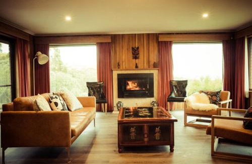 Kingston Haus | The Hobart Entrance