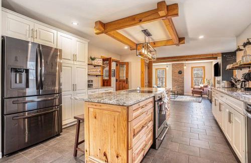 Hopkins Haus | The Hopkins Hideaway - 40 Acres with trails, Arcades, Hot Tub, Fire Pit