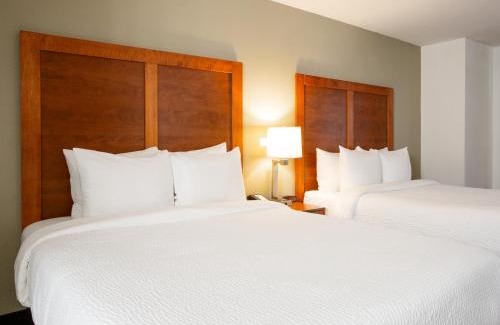 Glendale Hotel | The Hotel Serene Glendale Peoria, Surestay Collection by Best Western
