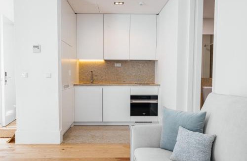 Chiado Wohnung | The House on the Pink Street in Lisbon