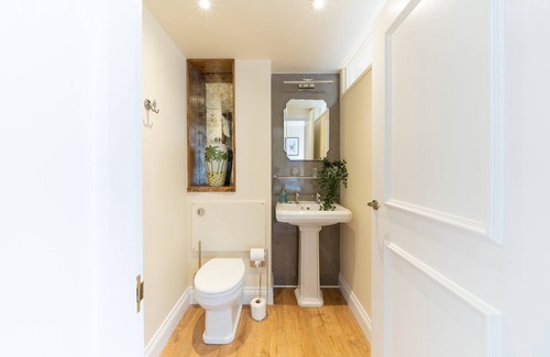 Aylsham Haus | The Ironmongers Boutique