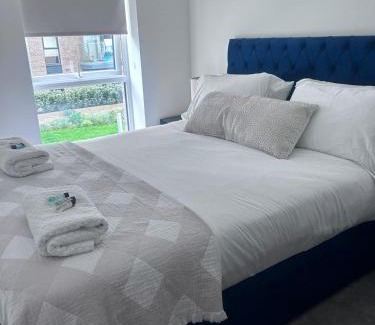 Harlow Wohnung | The Ivy Abode 2 bed Apartment