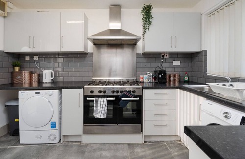 Manchester City Centre Haus | The Jade | 4bd - Pool Table - Man Utd - CityCentre