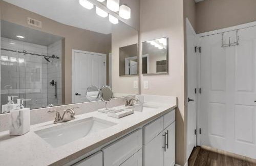 Southside Wohnung | The Jax Retreat with On-Site Gym, Near St Johns Town Center & Mayo Clinic