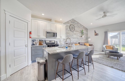 Twin Falls Haus | The Jolly Rancher, Luxury Amenities, Corporate and Vaca