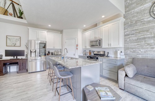 Twin Falls Haus | The Jolly Rancher, Luxury Amenities, Corporate and Vaca