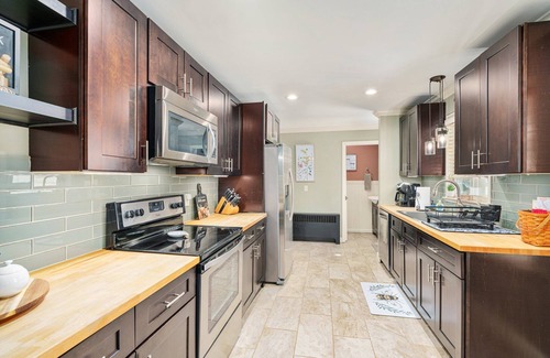Slatington Haus | The Jolly Rancher