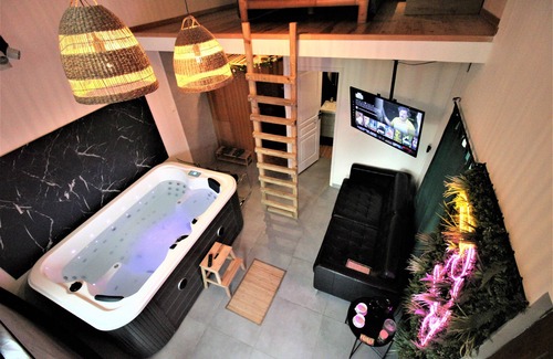 Limeil-Brevannes Kabine | The Jungle Spa : Tiny House & SPA (Jacuzzi/Sauna 100% privés)