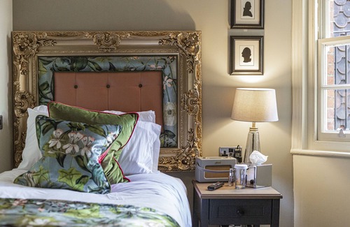 Godalming Hotel | The Kings Arms and Royal Hotel, Godalming, Surrey