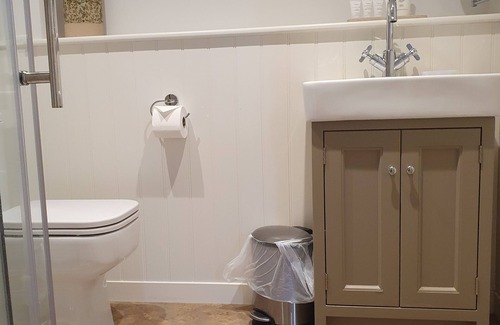 Whiteparish Bed & Breakfast | The Kings Head