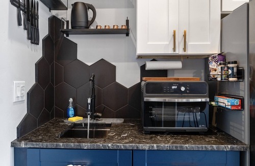 Lakeside Haus | The Lakeside House w/ pool & hot tub