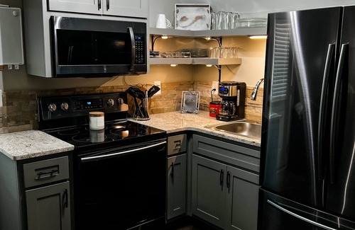 Newton County Wohnung | The Lakeside Loft - Covington, GA - Beautiful Lakefront Rental Sleeps up to Four