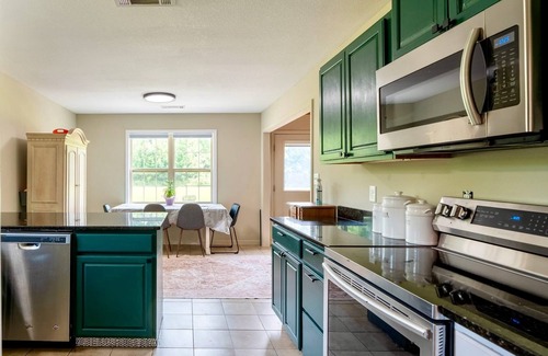 Pangburn Haus | The Landing House— Jetted Tub— Weddings—Elopements