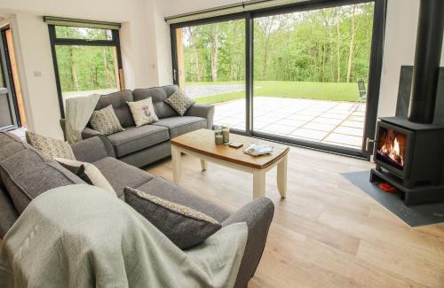 Newcastle-on-Clun Haus | The Larches