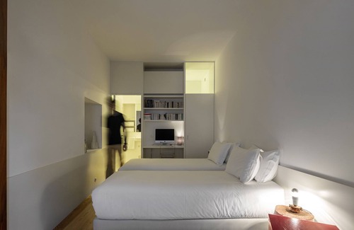 Bairro Alto Haus | The Late Birds Lisbon - Gay Urban Resort