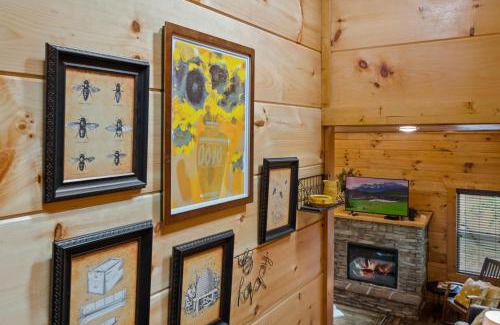 Sevierville Haus | The Lazy Bee - Mountain Views, Pool, Hot Tub & Games for All