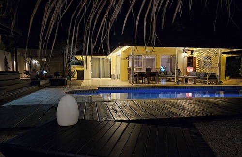 Sabana Liber Villapark Haus | Relaxing 2-bedroom house in enchanting villa park in Noord with private pool