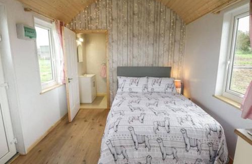 Ballyshannon Wohnung | The Lazy Llama Farm Stay Shepherd Hut