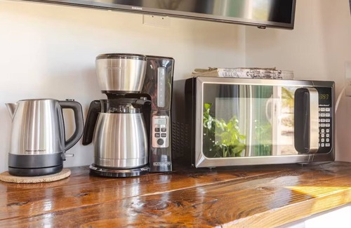 Twentynine Palms Kabine | The Leeds Cabin: A Civilization Escape