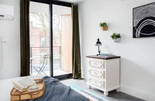 Virginia Highland Wohnung | ~The Lillian~ Downtown Rooftop Skyline Cozy