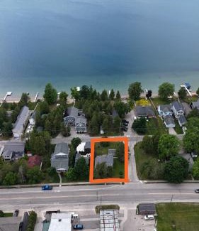 Beulah Haus | The Lily Pad On Benzie Blvd - Super Cute!