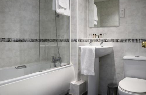 Belper Hotel | The Lion Hotel