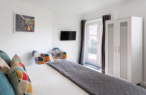 Little Hayfield Hotel | The Little Mill Inn