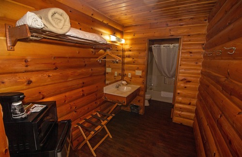 Lolo Hotel | The Lodge At Lolo Hot Springs